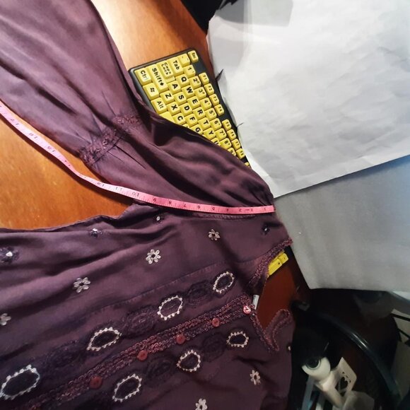 NEW ! More by Lata Women Crochet Boho Style Top Purple Size M - Picture 9 of 9